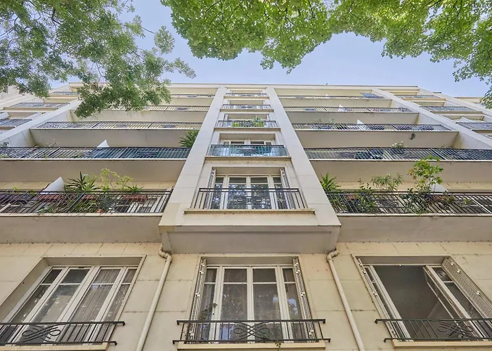 Charming Auteuil District * Paris